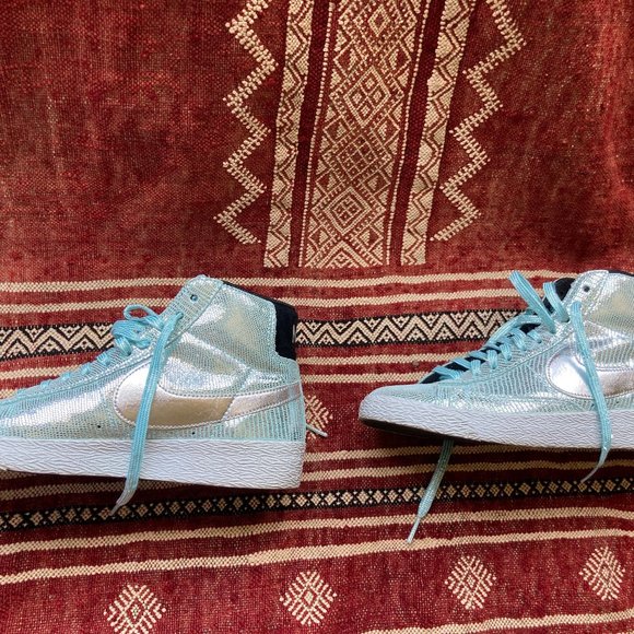 Rare! Disco Nike Blazers women's size 5.5, metallic silver/ minty fresh! - Picture 12 of 16